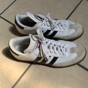 Use Mens adidas samba good condition